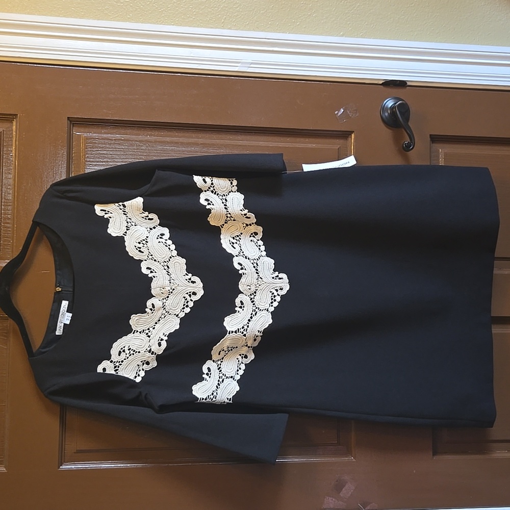Maggie London-Black 3/4 sleeved sheath dress with iv paisley print Sz 14 NWT